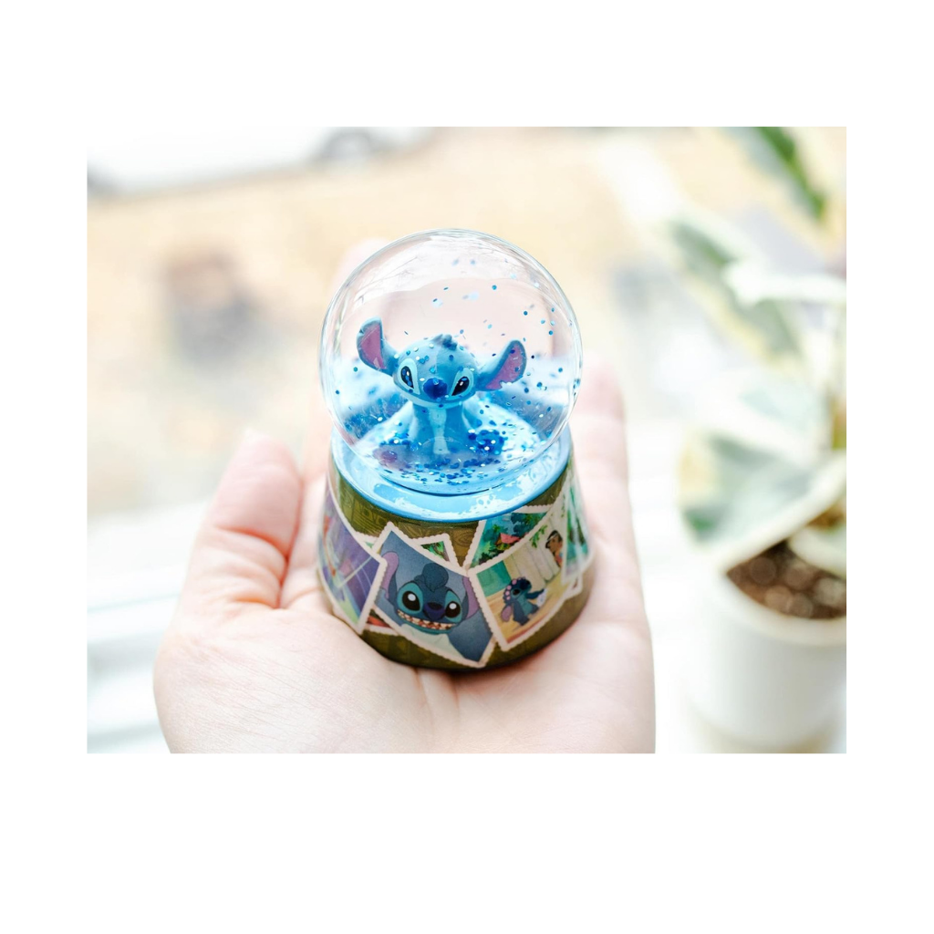 Lilo & Stitch Vintage Water Globe – Classic Disney Collectible with Tropical Charm